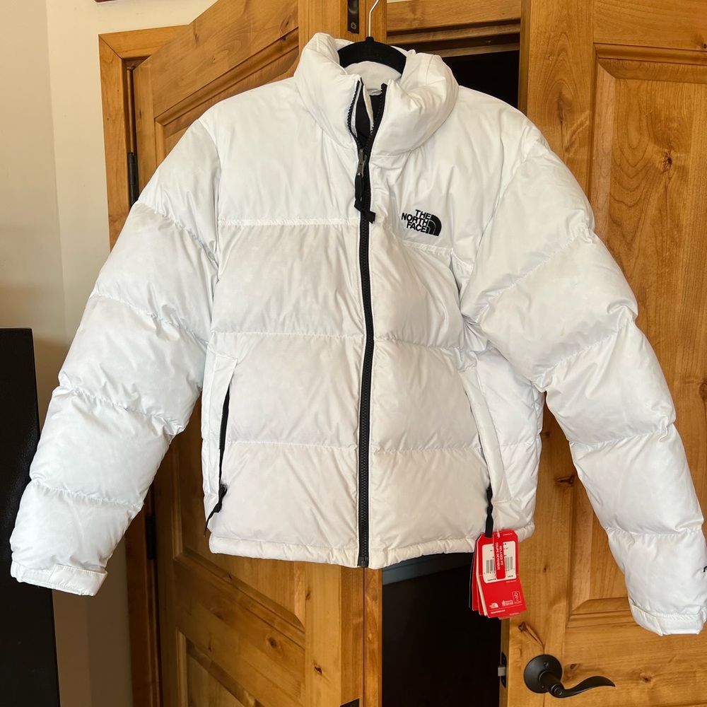 1196 RETRO NEPTUSE JACKET - THE NORTH FACE - size MEDIUM - NWT